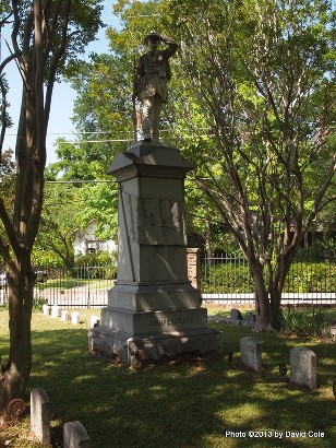 Dallas TX - Greenwood Cemetery - Confederate Statue
