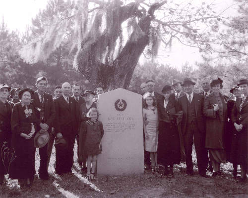 Dedication of New Kentucky Texas Centennial marker, 1936 old photo