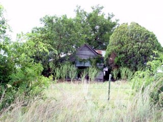 Old house in Alexander, Texas