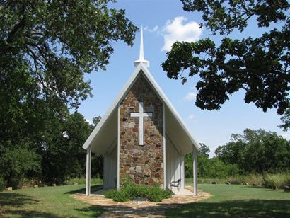 Antelope TX - Antelope Cemetery  chapel