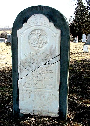 Aurora Texas - Aurora Cemetery tombstone