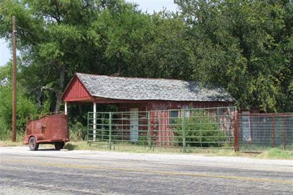 Bluegrove TX  old store