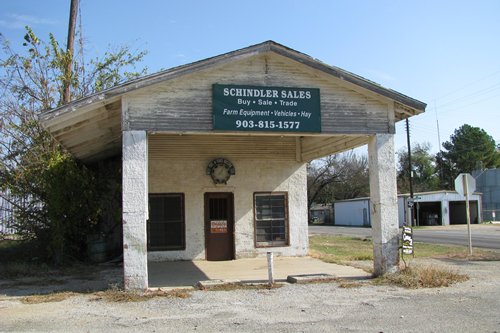 Collinsville Texas old gas station