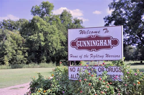 Cunningham TX Welcome Sign