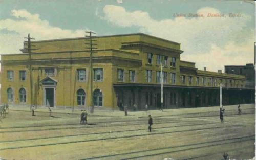 Denison Texas - Denison Union Station 1913 postcard 