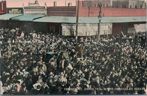 Ennis, Texas Trade day on Dallas Street