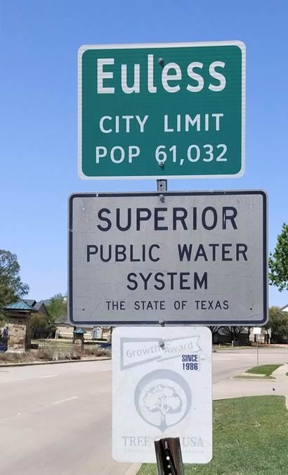 Euless TX - City Limit & Population sign
