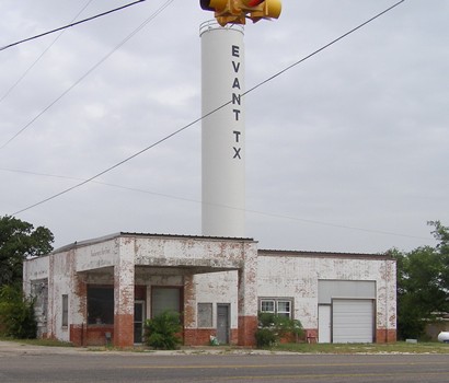 Evant, TX -Old Gas Station