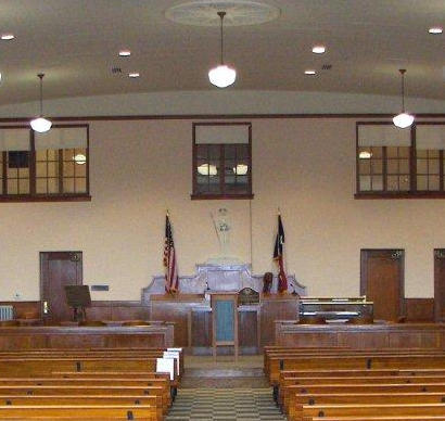 Hamilton Texas - Hamilton County courthouse courtroom