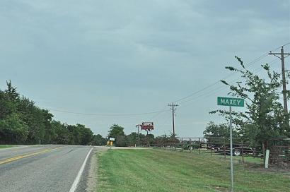 Maxey TX Sign