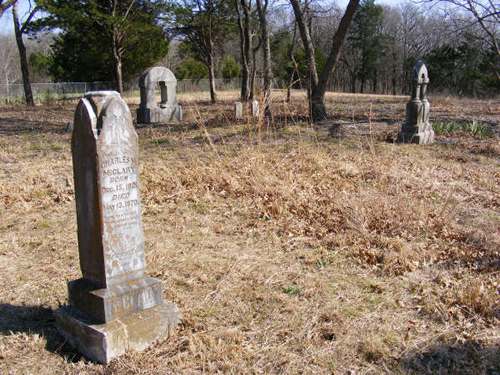 Stiff Chapel Cemetery  tombstones,  Squeezepenny Texas 