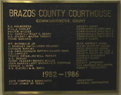 TX - Brazos County Courthouse 1980s addition plaque