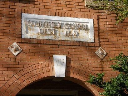 Courtney TX Schoolhouse 1913 plate  