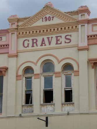 Cuero Texas 1907 Graves building