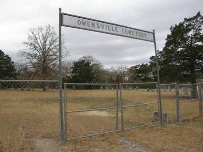 Owensville Tx Cemetery  gate