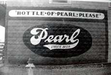 Pearl Beer sign in Pearl City, Texas