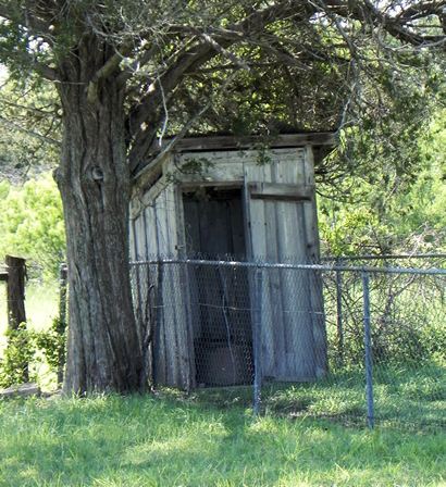 Saturn TX - Outhouse