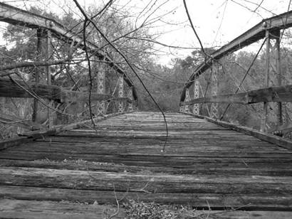 Soda Springs Texas - Caldwell County  Lenticular Bridge On CR130