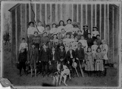 Tonqua Texas  Class of 1904-1905