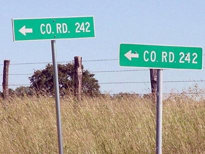 Tunis TX CR242 Double Signs