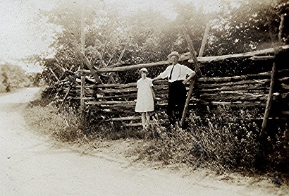 Watterson TX circa1929 Handmade Rail Fence