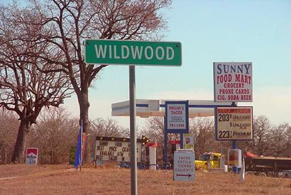 Wyldwood Texas sign spelled Wildwood