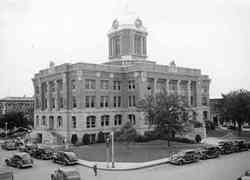 Texas Cooke County Courthouse