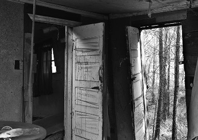 Gregg County, Camden, Texas - Doors, abandoned house