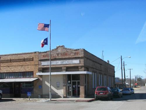 Eustace Texas city hall , Henderson County