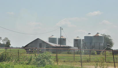 Hodgson, Texas silos