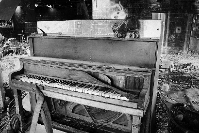Karnack TX Bwana Disco  old piano