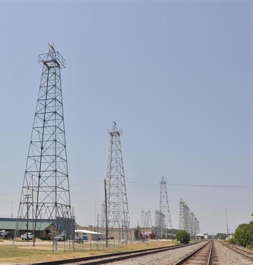 Kilgore TX - Derricks by railroad tracks