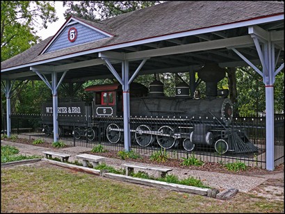 Livingston TX - Locomotive No. 5