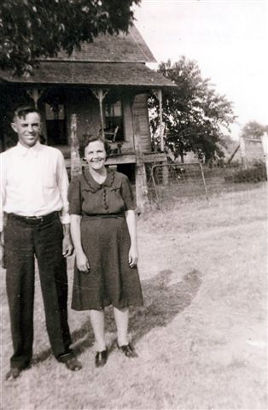Pennington, TX - John & Allie Madden, 1940, at the Miles' Place 
