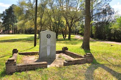 First Battle - Regulators Moderators War, Texas Centennial Marker near  Center Texas