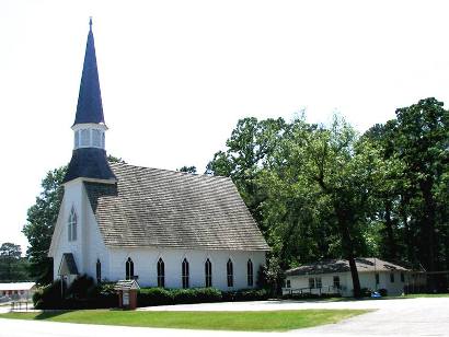 First United Methodist Church in Shelbyville, Texas