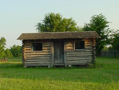 Smithland TX Log Cabin