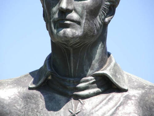 Texarkana Tx - James Bowie Statue close up