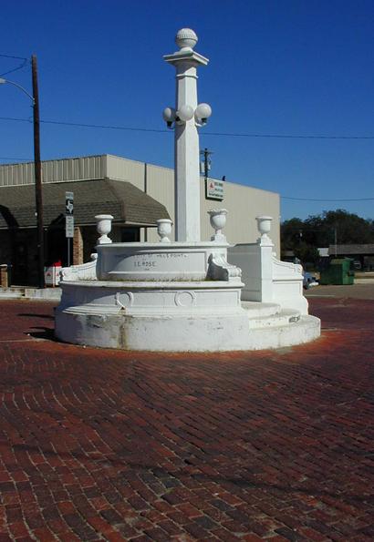 Wills Point Texas - Rose Fountain