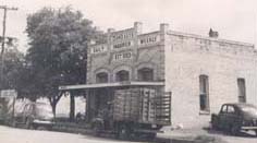 TX - Gonzales Inquirer office circa 1939