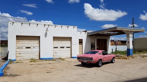 Monahans TX  - Cool Abandoned Gas Station