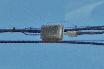 Nitrogen gas connection device to conduit