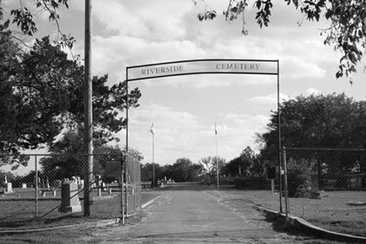 Seguine, Texas - Riverside Cemetery entrance  