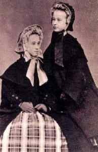 Katie Elder when young,  with sister