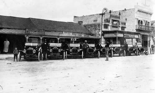 Fredericksburg TX - Automobiles On Main Street