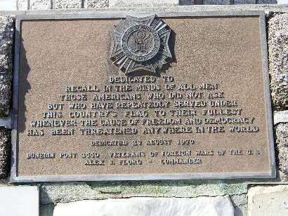 FL - Dunedin War Memorial  Plaque