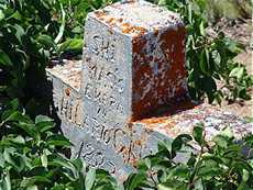 Elizabethtown Cemetery tombstone