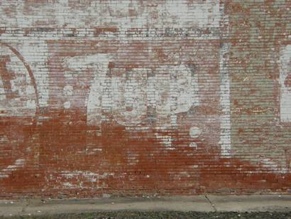 7-up ghost sign in Dawson Texas