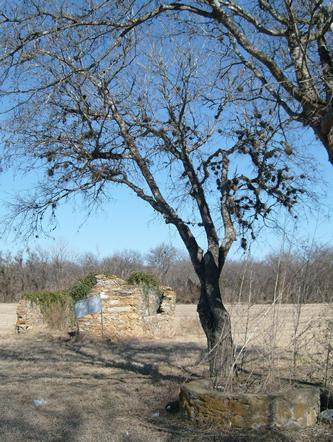 Bergs Mill  Texas ruins