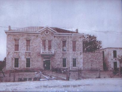 Batesville, Texas - 1885 Zavala County courthouse
